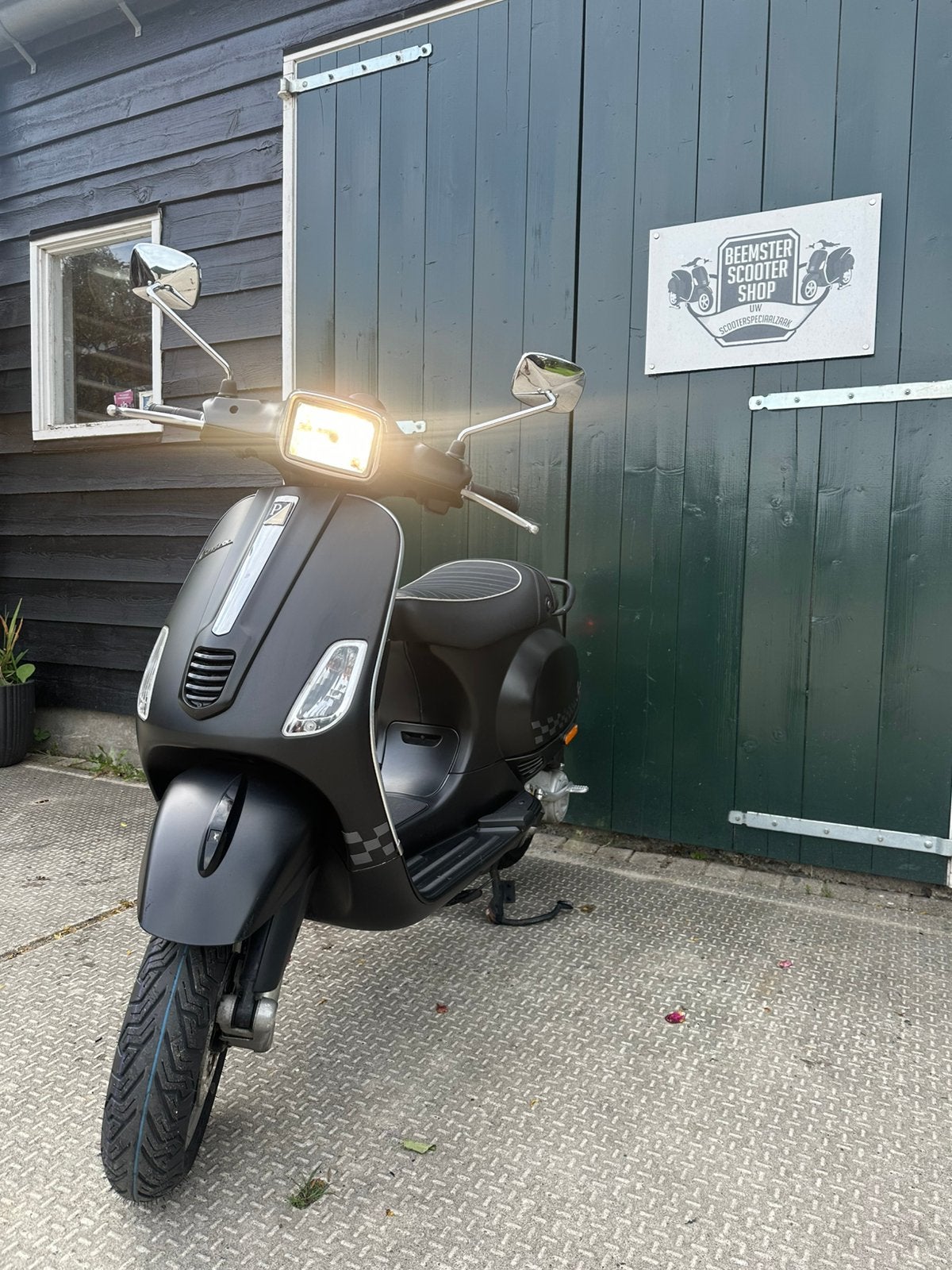 Mooie Vespa S Sport van de 1e eigenaar! Uniek, Fietsen en Brommers, Ophalen, Zo goed als nieuw, Benzine, Overige modellen