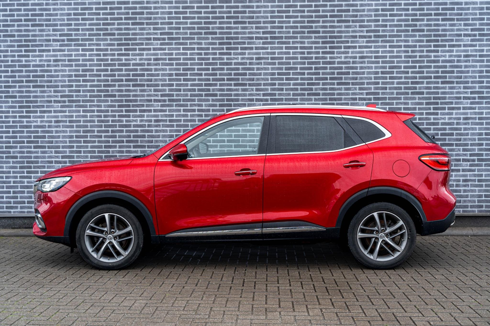 MG EHS 1.5 T-GDI Luxury PHEV | Panoramadak | 360 Graden Came, Gebruikt, 4 cilinders, 258 pk, Bedrijf