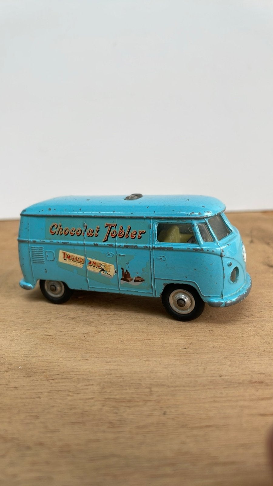 Corgi Toys Volkswagen Chocolat Tobler busje - Vintage, Ophalen of Verzenden