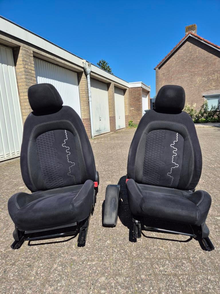 Stoelen Fiat punto evo 5 deurs lounge, Auto-onderdelen, Interieur en Bekleding, Ophalen, Fiat
