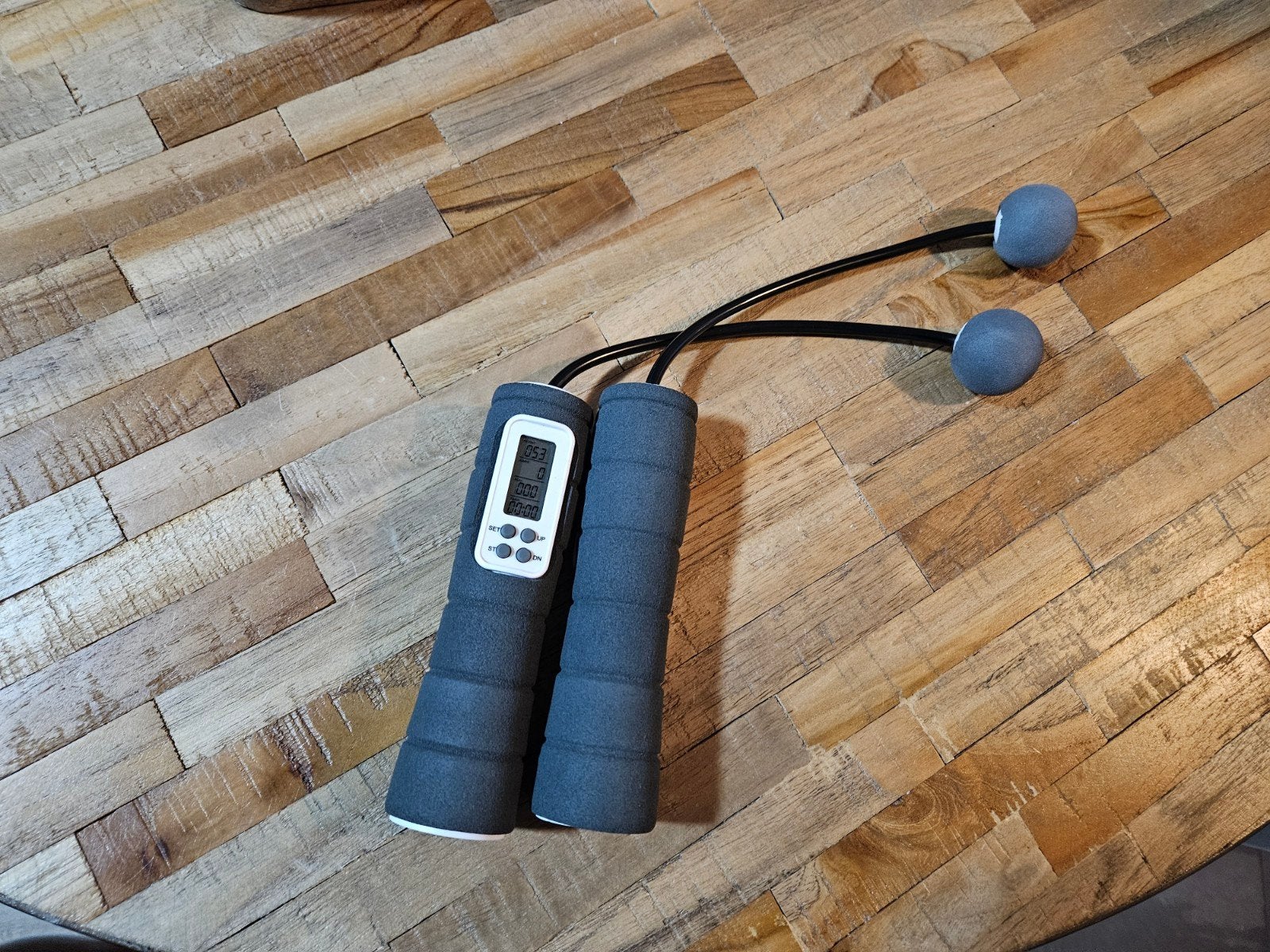 springtouw (digitaal), Sport en Fitness, Ophalen of Verzenden, Sport-springtouw, Nieuw
