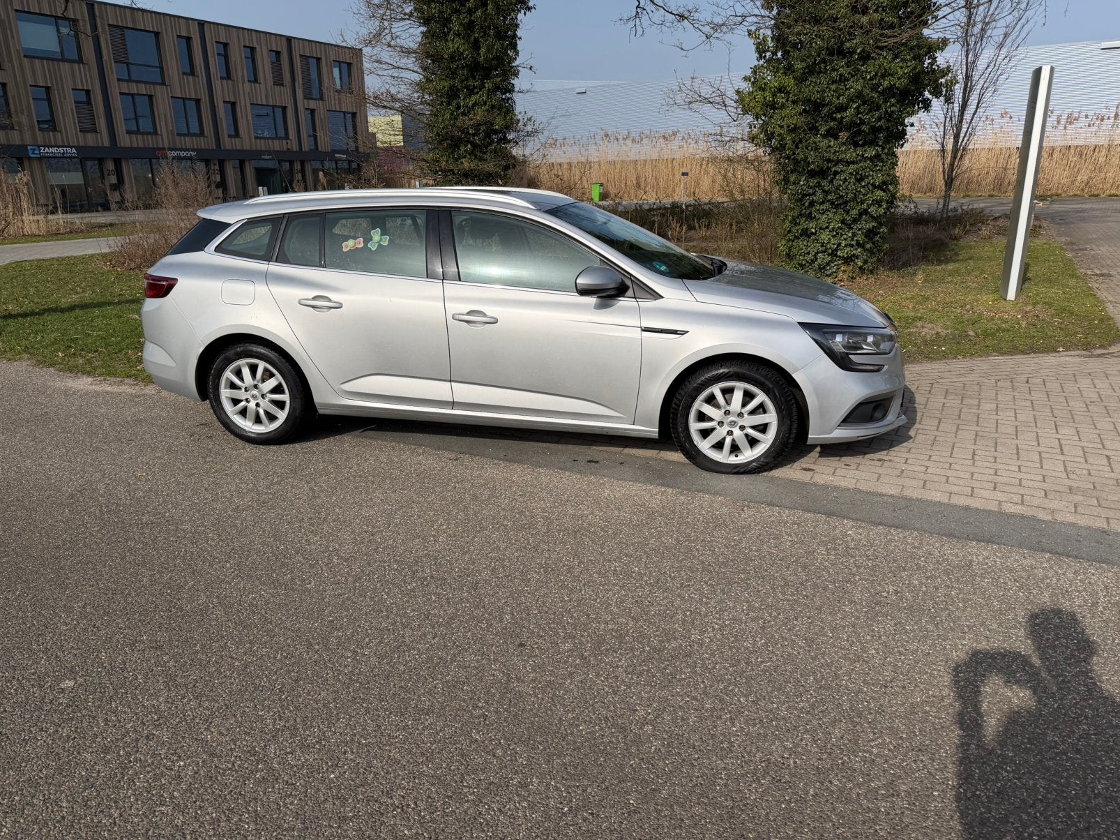 Renault Mégane 2018 1.3, Auto's, Voorwielaandrijving, 4 cilinders, Origineel Nederlands, Stationwagon