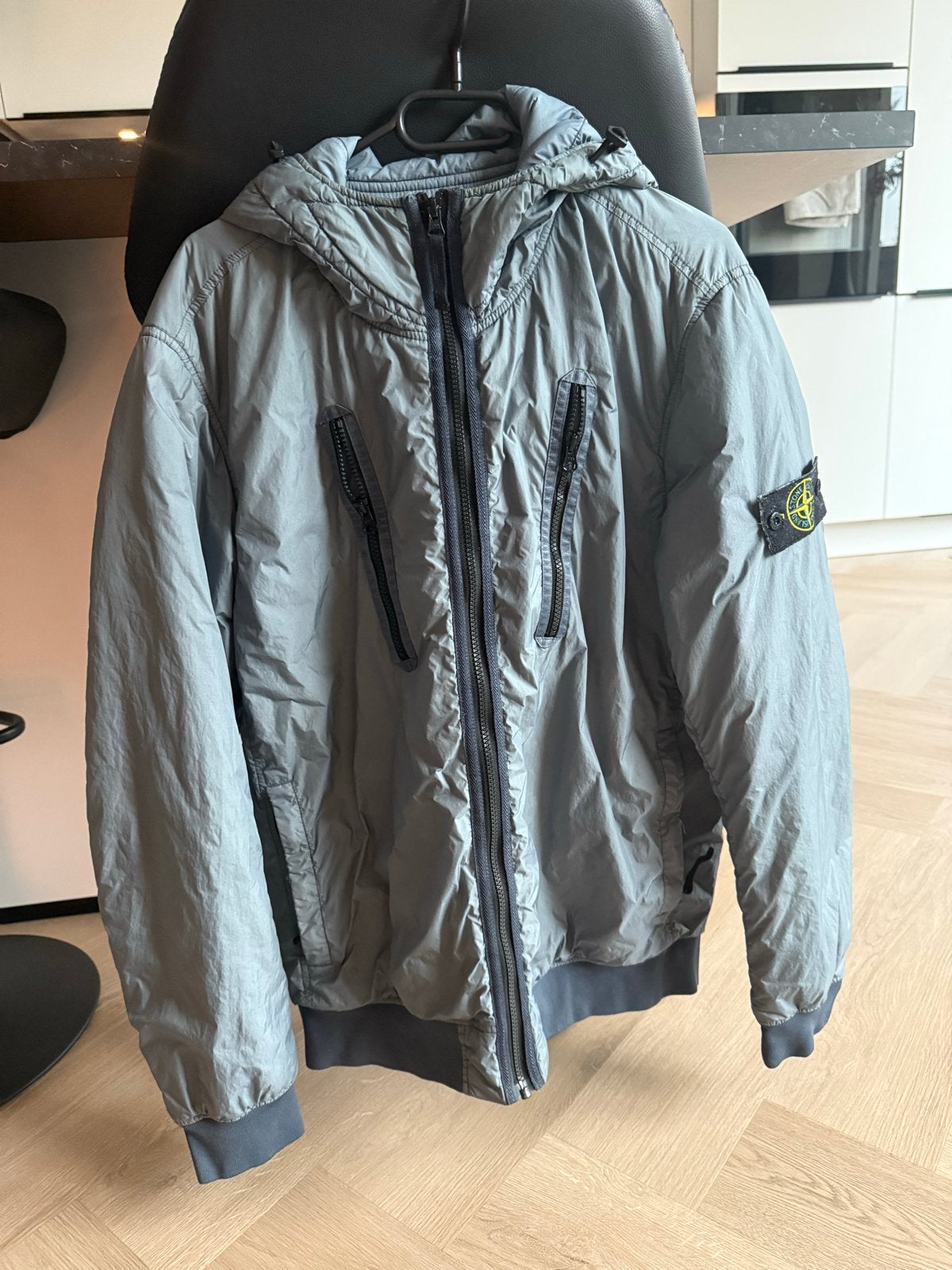 Stone Island Heren Winterjas Garment Dyed Crinkle Maat L, Ophalen of Verzenden, Zo goed als nieuw, Maat 52/54 (L), Grijs