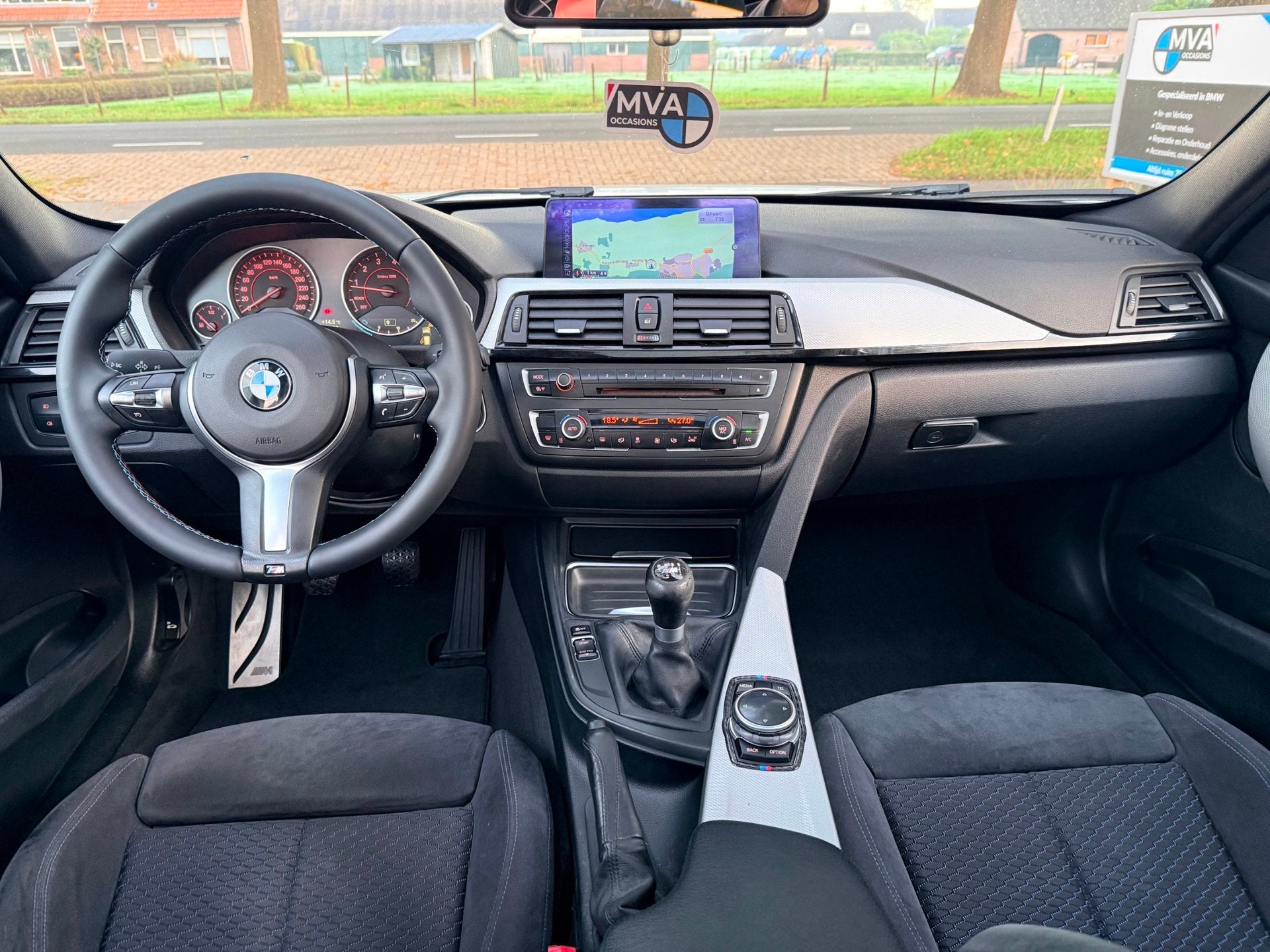 BMW 3-serie Touring 316i Executive M Sport|Nieuwe Ketting +, Gebruikt, 4 cilinders, Alcantara, Wit