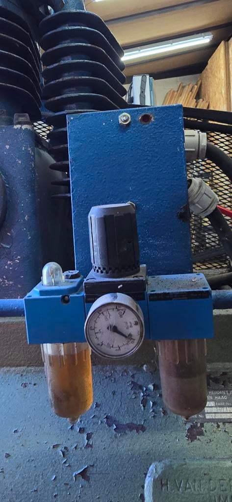 Compressor  200ltr, 100 liter of meer, Ophalen