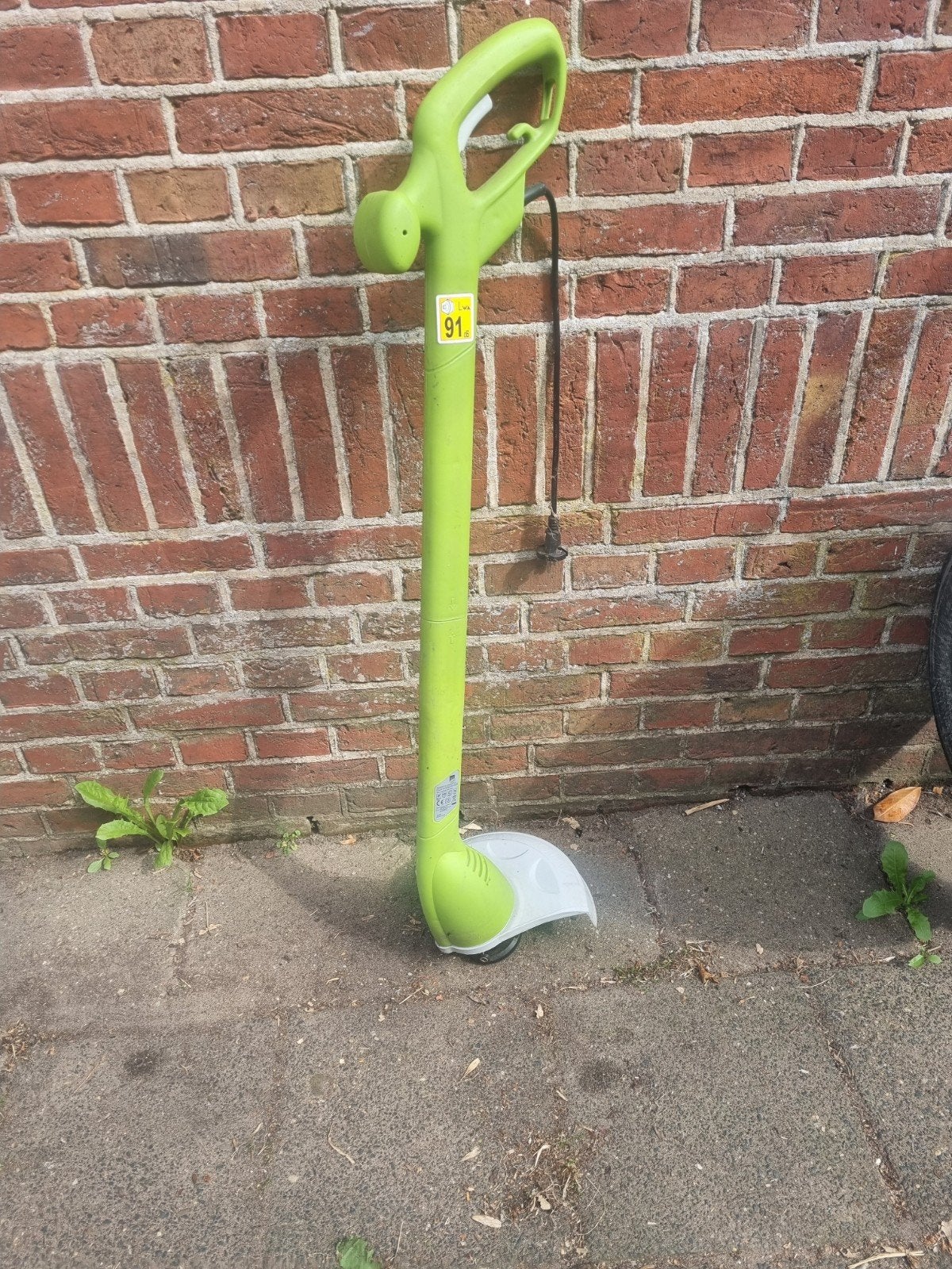 Elektrische grastrimmer - Groen en functioneel, Tuin en Terras, Ophalen, Gebruikt, Onbekend, 10 tot 30 cm
