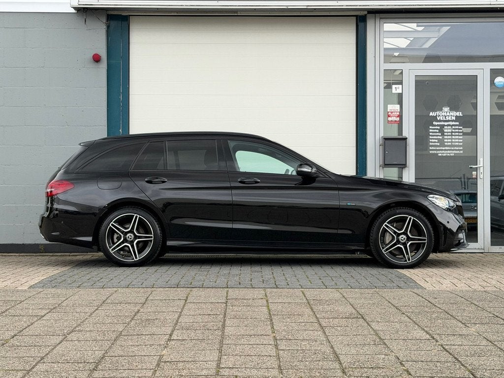 Mercedes-Benz C-klasse Estate 300 e Business Solution AMG Li, Achterwielaandrijving, Euro 6, Zwart, Automatische klimaatregeling