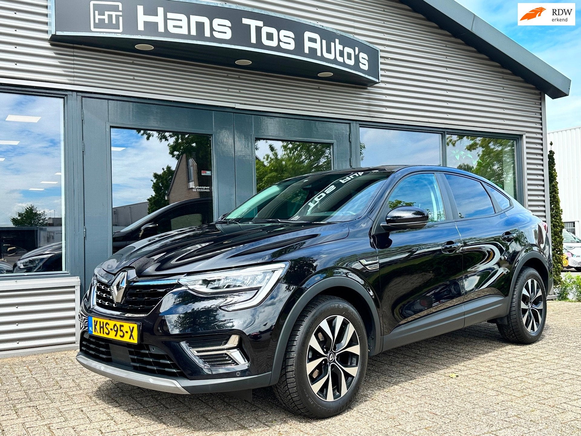 Renault ARKANA 1.3 mild hybrid 140pk AUTOMAAT / NAV /CAMERA, Auto's, Stof, Gebruikt, 4 cilinders, Zwart