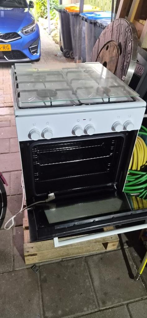 Gasfornuis, Ophalen, Gebruikt, 4 kookzones, Gas