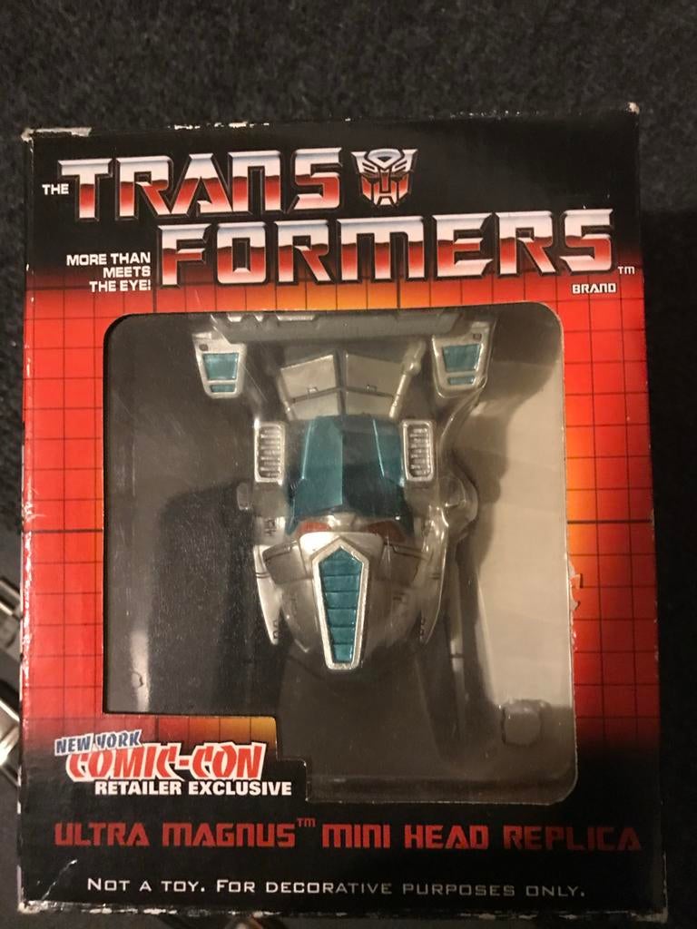 Transformers Ultra Magnus Mini Hoofd Replica - Comic-Con, Verzamelen, Transformers, Ophalen of Verzenden, Zo goed als nieuw, Autobots