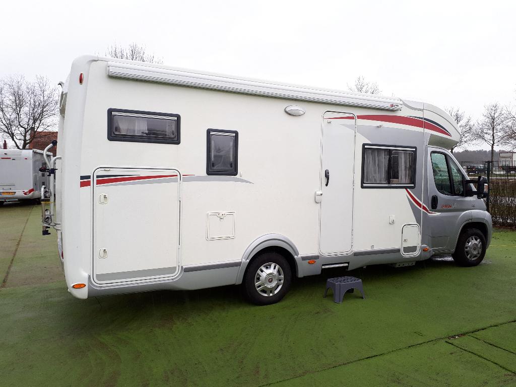 Challenger Prium XG Kookeiland xxl Garage, Standaard zit, Ringverwarming, Fiat, 7 tot 8 meter