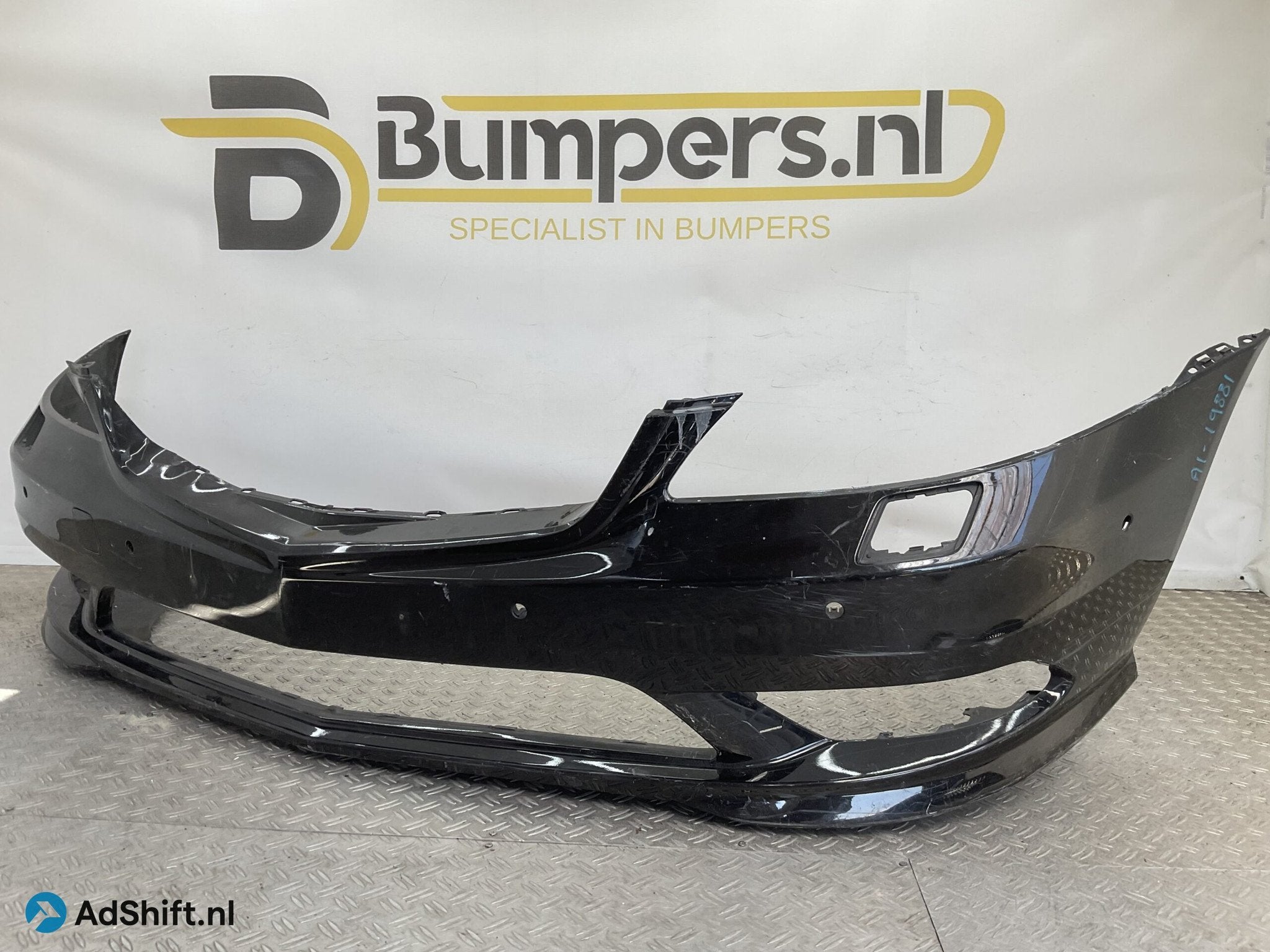 Bumper Mercedes S W221 2010 A2218852425 Voorbumper A1-19881, Bumper