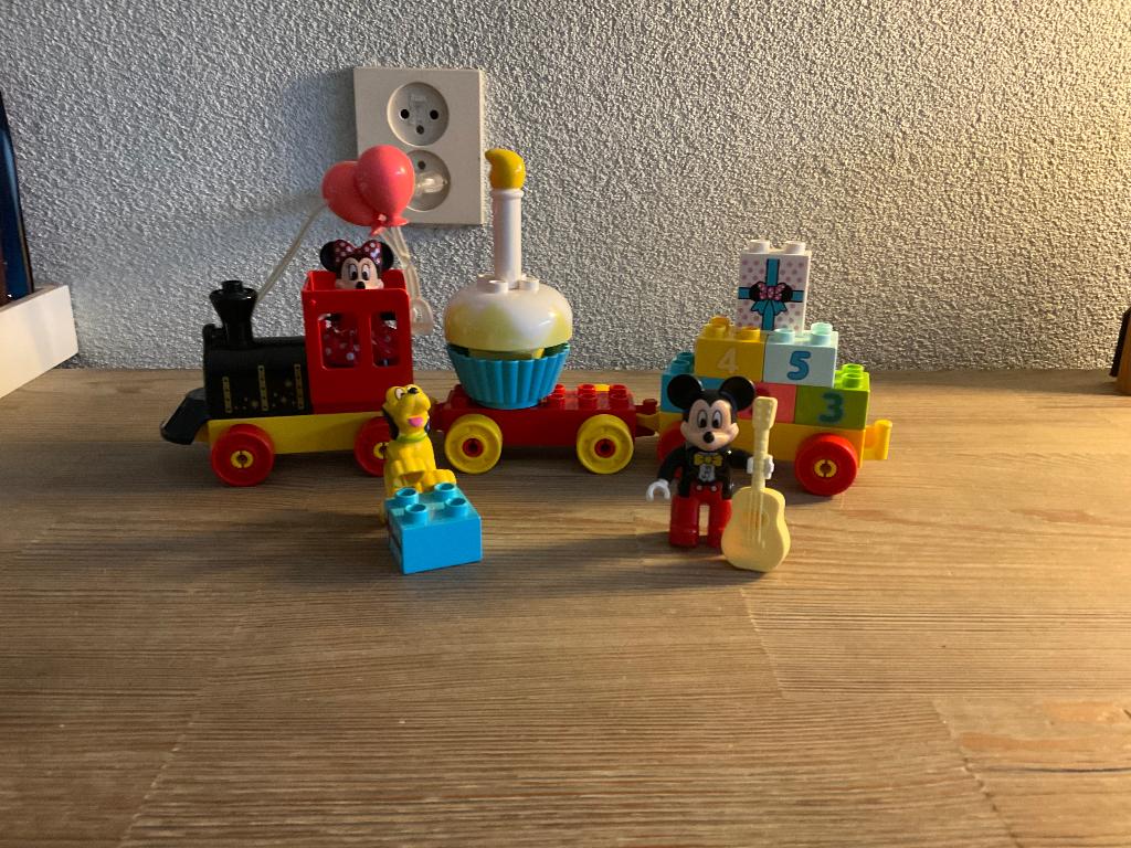 Duplo Mickey & Minnie Verjaardagstrein  10941, Ophalen of Verzenden, Zo goed als nieuw, Compleet, Complete set
