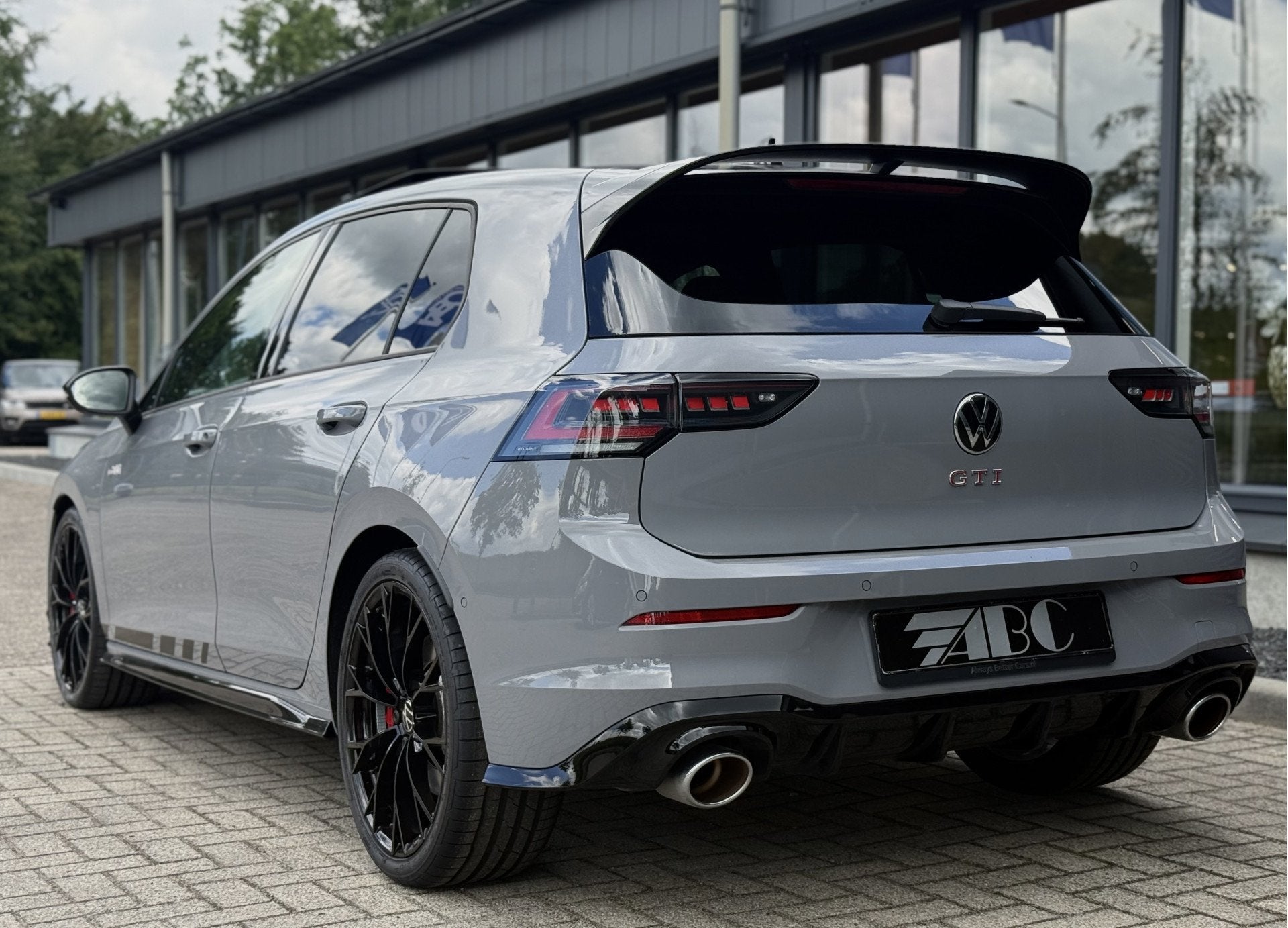 Volkswagen Golf 2.0 TSI GTI Clubsport HUD HK (bj 2025), Dealer onderhouden, Gebruikt, 4 cilinders, 1984 cc