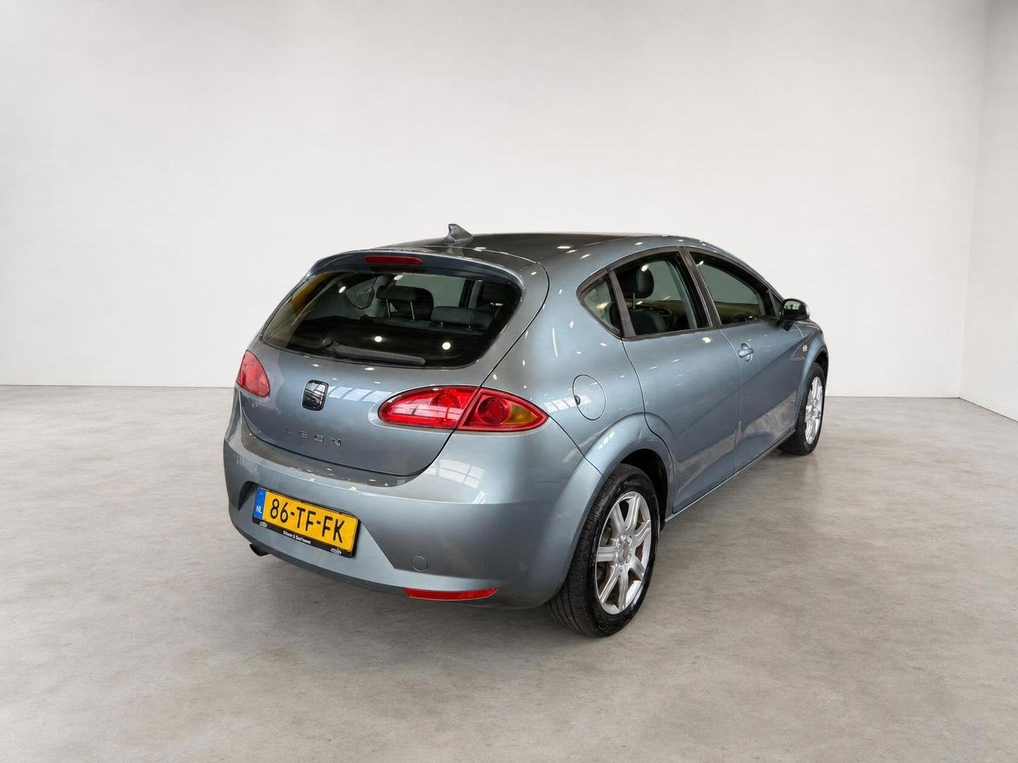 Seat Leon 1.6 Stylance|NIEUW APK!|5DRS|ELEK. RAMEN SPIEGELS|, Auto's, Seat, Gebruikt, 4 cilinders, Euro 4, Onderhoudsboekje