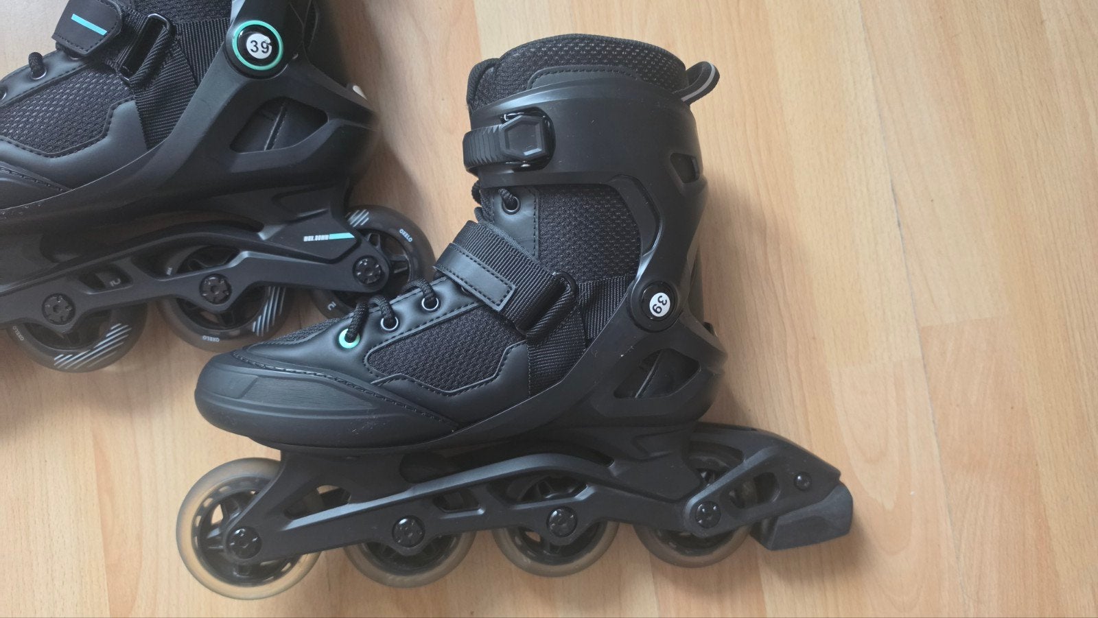Skates Maat 39, Zo goed als nieuw, Inline skates 4 wielen, Ophalen, Overige merken