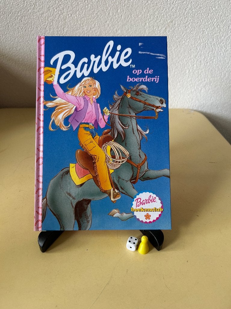 Barbie Boek - Barbie op de boerderij (2001), Mattel, Fictie algemeen, Ophalen of Verzenden, Zo goed als nieuw