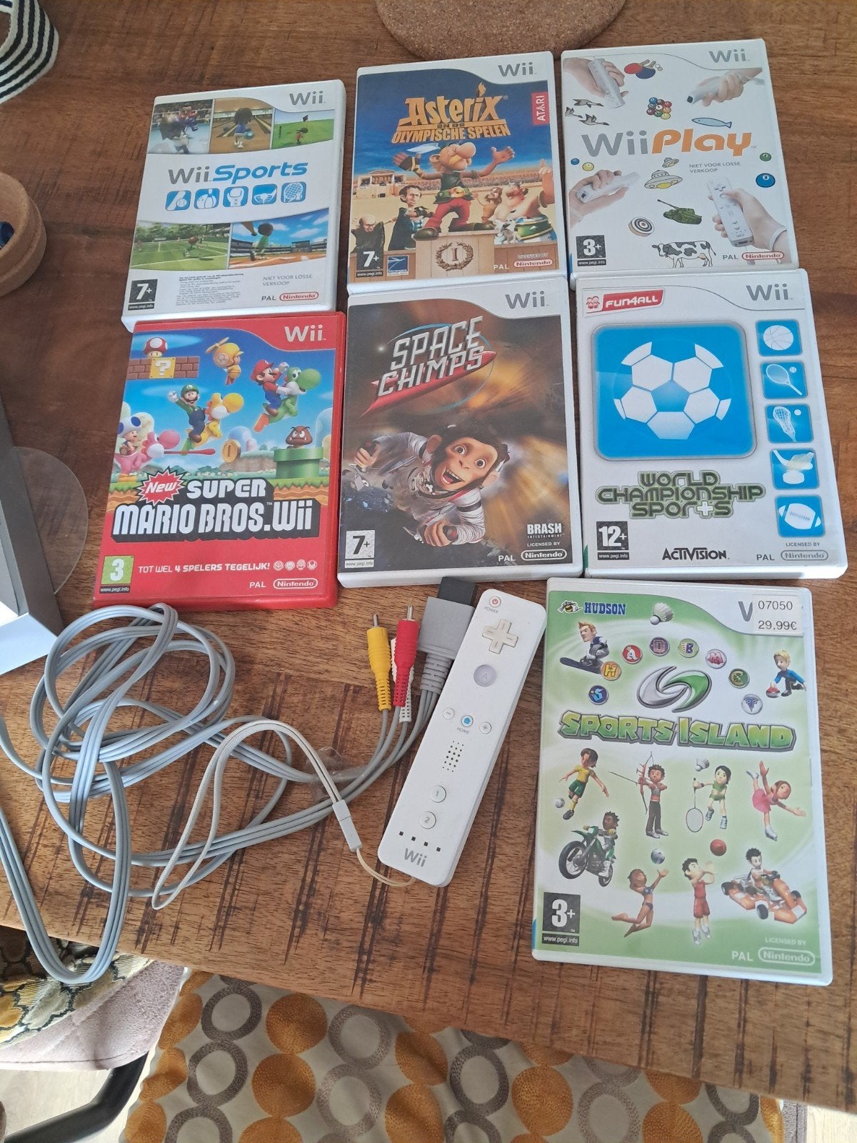 Wii console met 7 spellen en diverse accessoires, Ophalen, Gebruikt, Met 1 controller, Met games