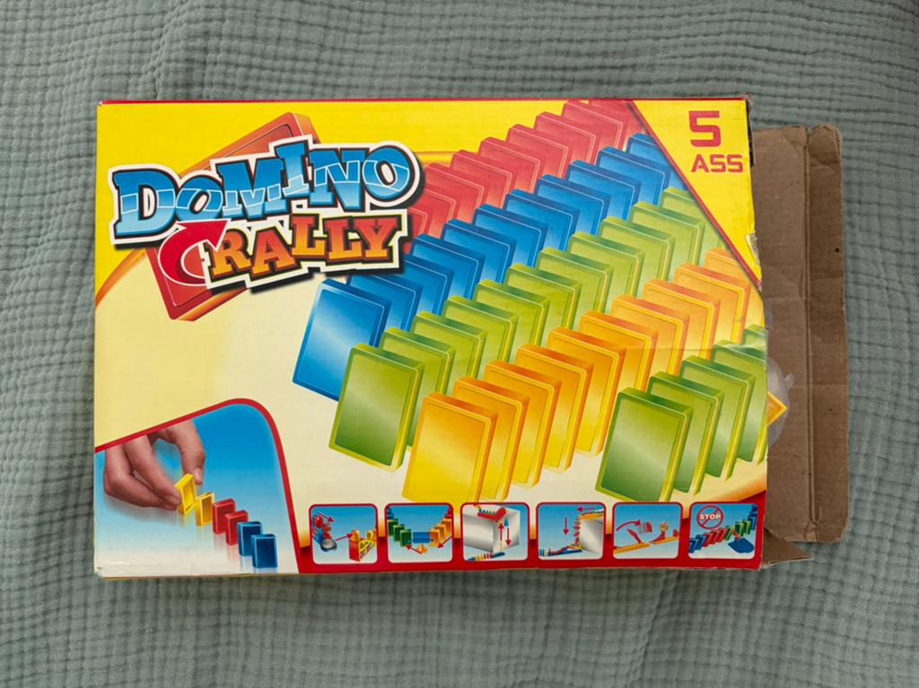 Domino, Ophalen of Verzenden, Zo goed als nieuw