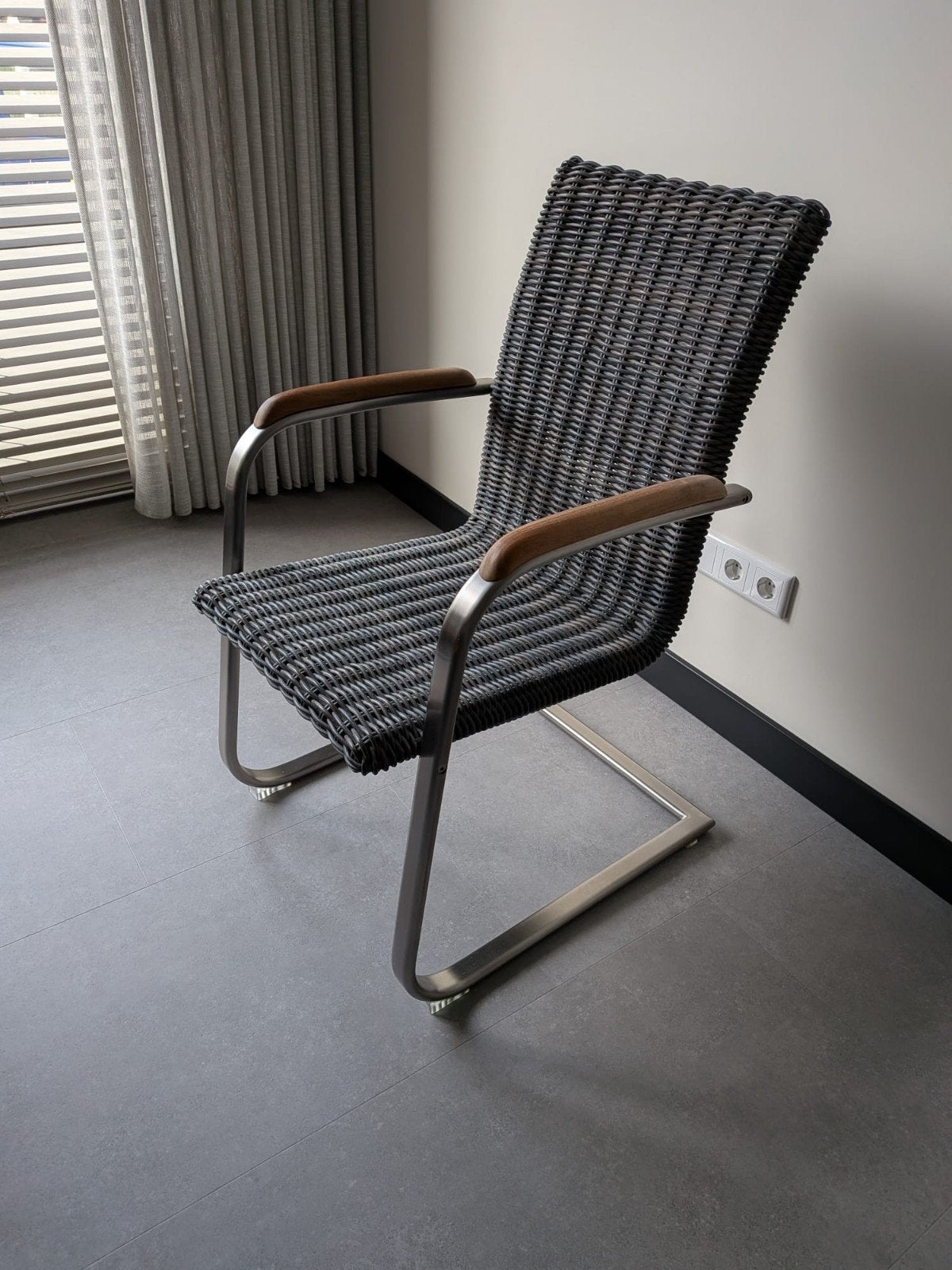Gratis ophalen 4 eetkamerstoelen, Huis en Inrichting, Stoelen, Ophalen, Zo goed als nieuw