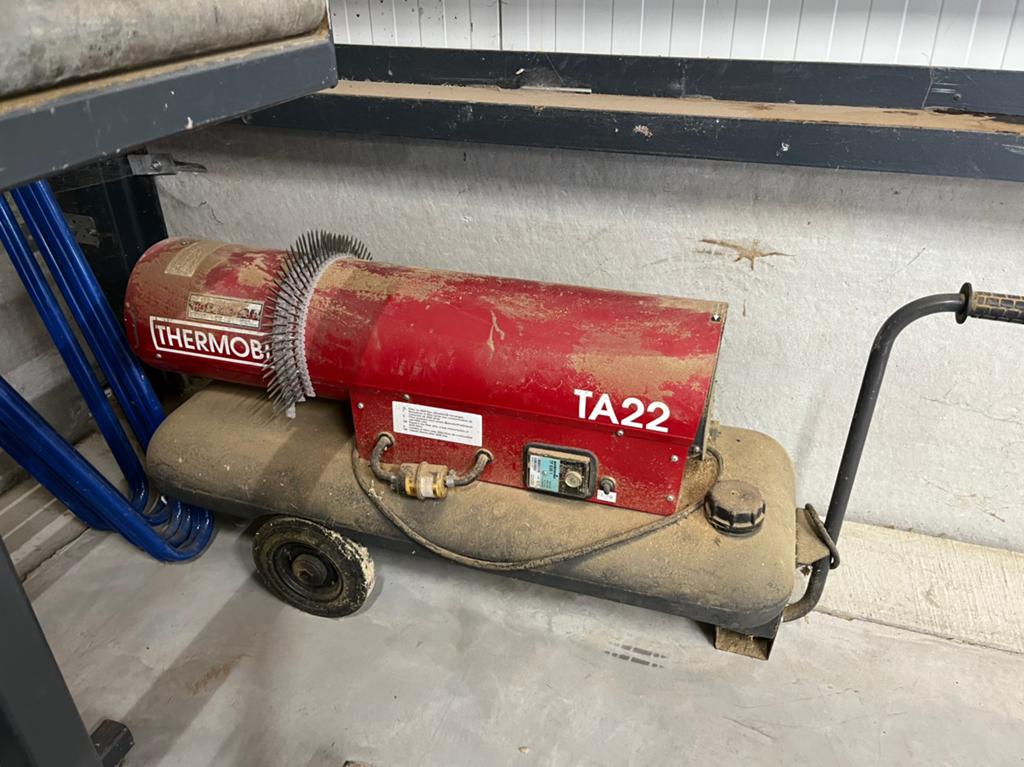 Kachel op diesel, Doe-het-zelf en Verbouw, Verwarming en Radiatoren, Ophalen of Verzenden, 60 tot 150 cm, Kachel, 30 tot 80 cm