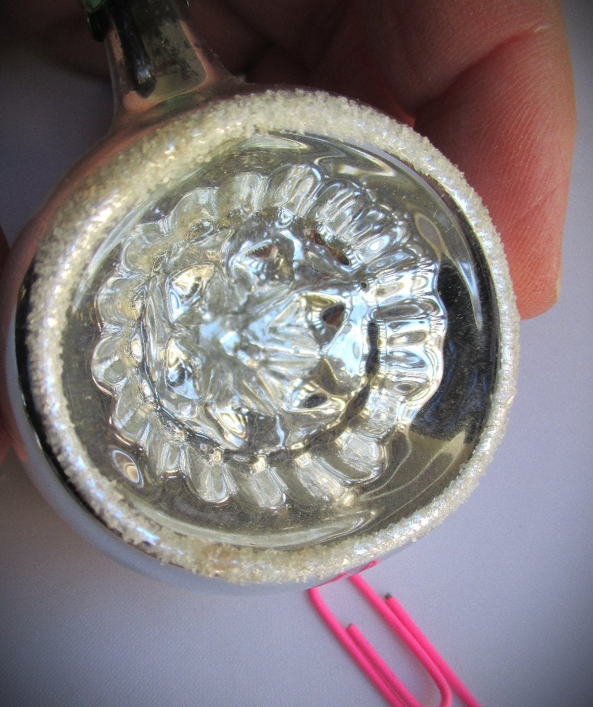 Deukbal~Antieke Glazen Kerstbal~Zilver kleur~Holle bal, Ophalen of Verzenden