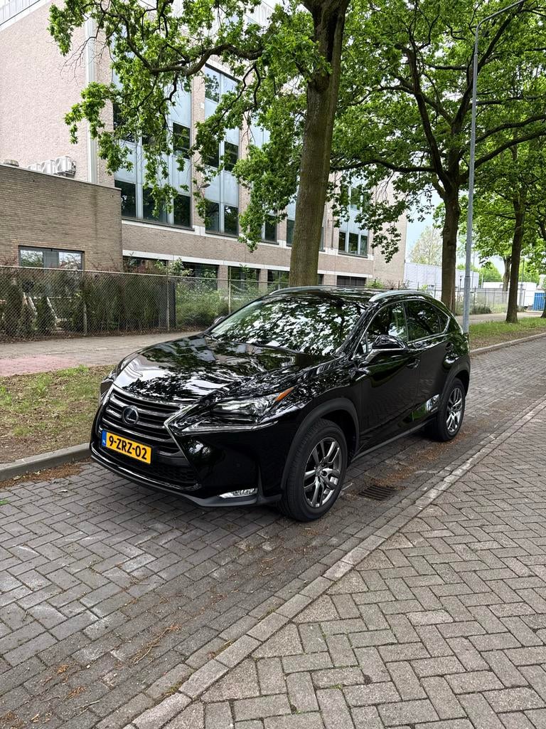 Lexus NX 300H 2.5 E-cvt AWD Luxury Line, Auto's, Lexus, Automaat, Euro 6, Leder, 155 pk