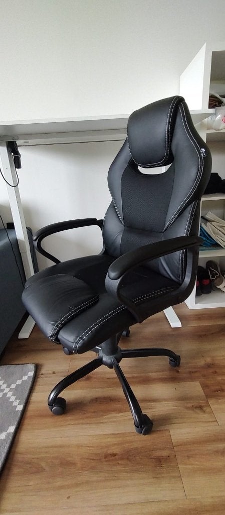 Chair, Huis en Inrichting, Stoelen, Ophalen, Zo goed als nieuw, Eén