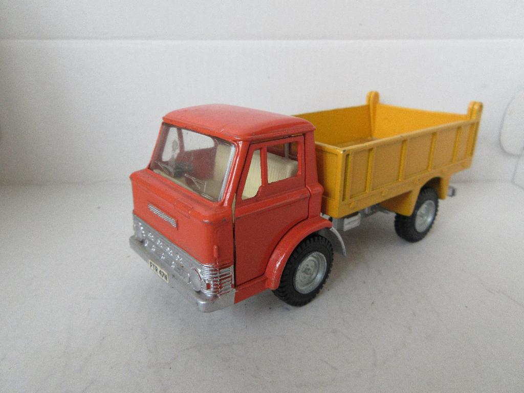 Dinky Toys Ford D800 Tipper Truck nr. 438, Ophalen of Verzenden, Zo goed als nieuw, Bus of Vrachtwagen, Dinky Toys