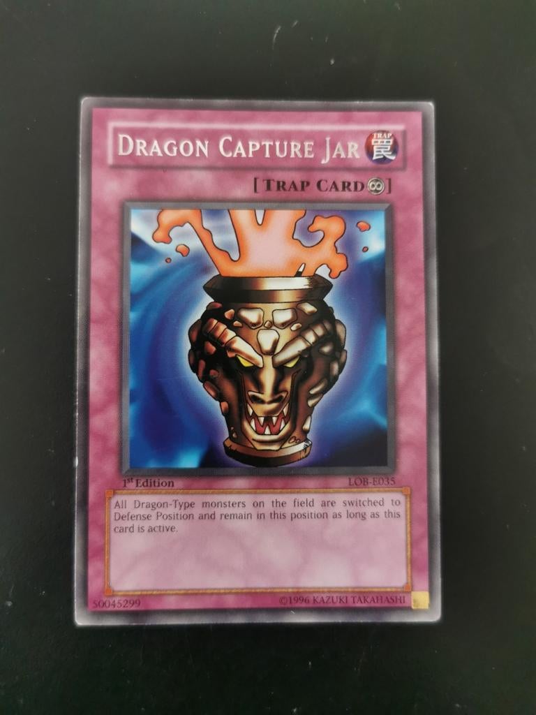 Dragon Capture Jar - Yu-Gi-Oh! LOB-E035 1st Edition, Hobby en Vrije tijd, Verzamelkaartspellen | Yu-gi-Oh!, Ophalen of Verzenden