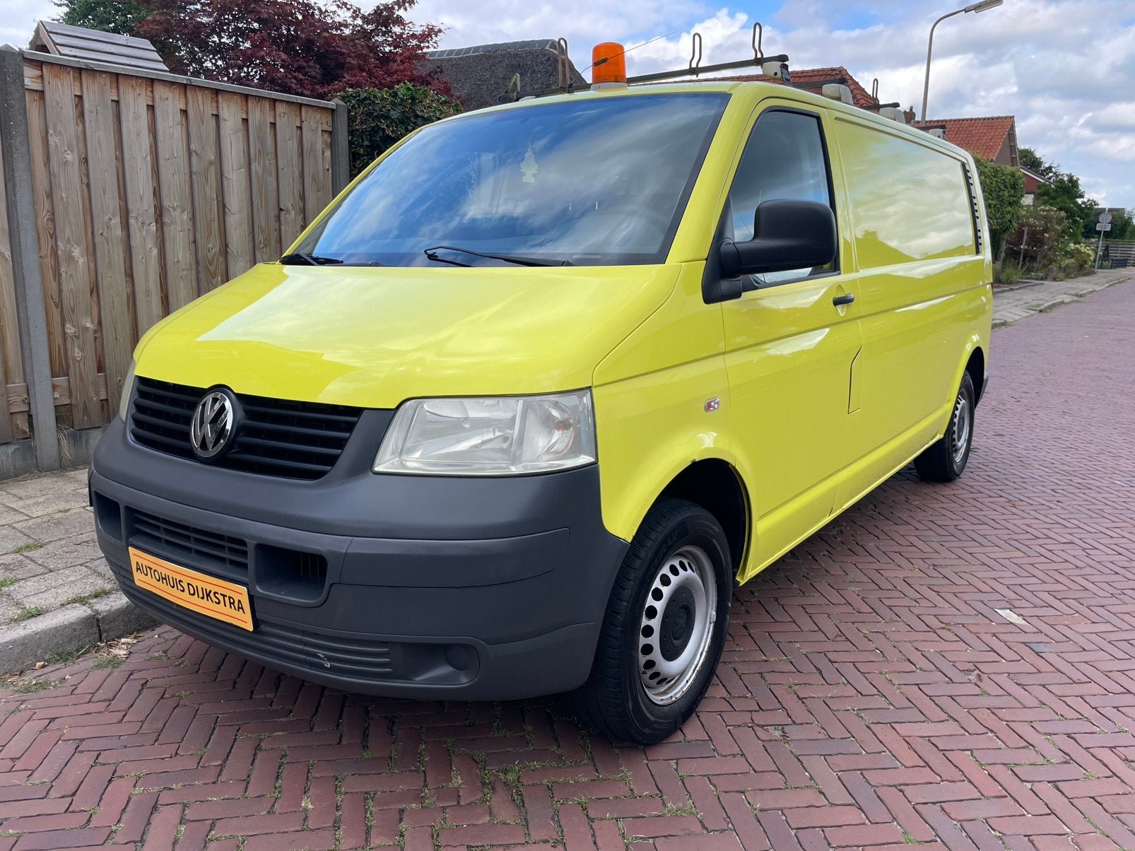 Volkswagen Transporter L2h1 Benzine 2.0, Auto's, Volkswagen, Geel, Bedrijf, Handgeschakeld