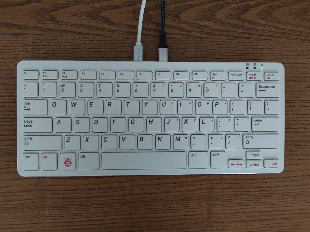 Raspberry Pi 400 Personal Computer, Broadcom BCM2711, Minder dan 2 Ghz, Ophalen of Verzenden, Zo goed als nieuw