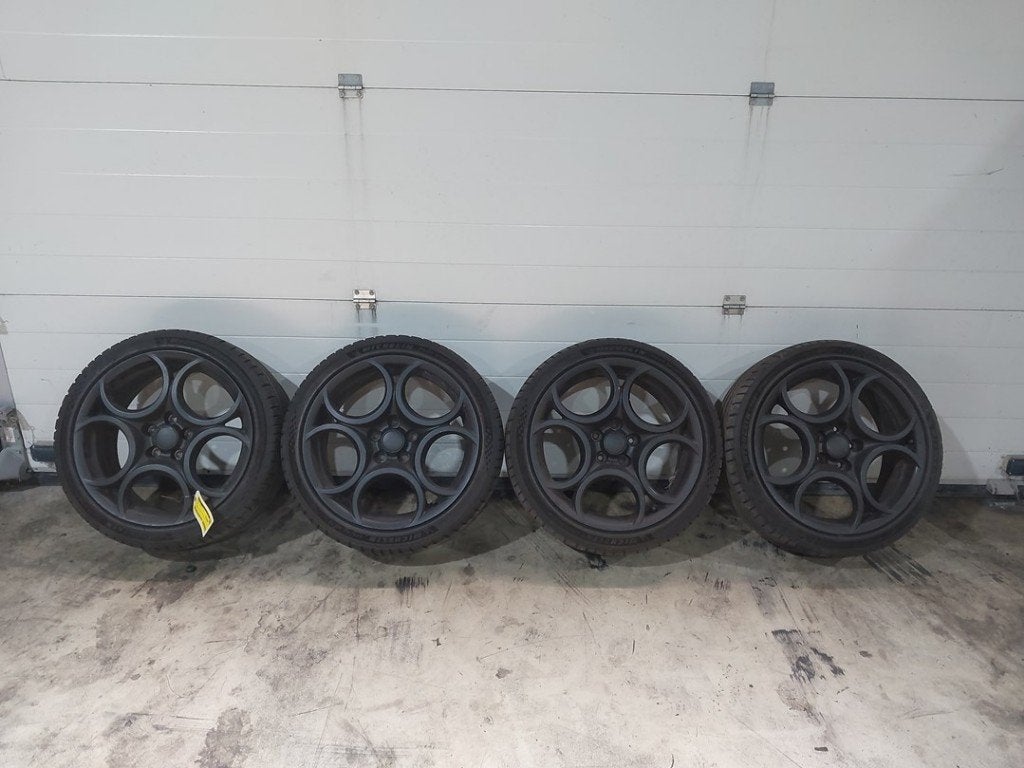 Wielenset Li, 18", 75J, ET41, 5 Gats, 55 Giulietta 2015, Auto-onderdelen, Stellantis Europe S.p.A, Gebruikt, Info@alfaromeo.de