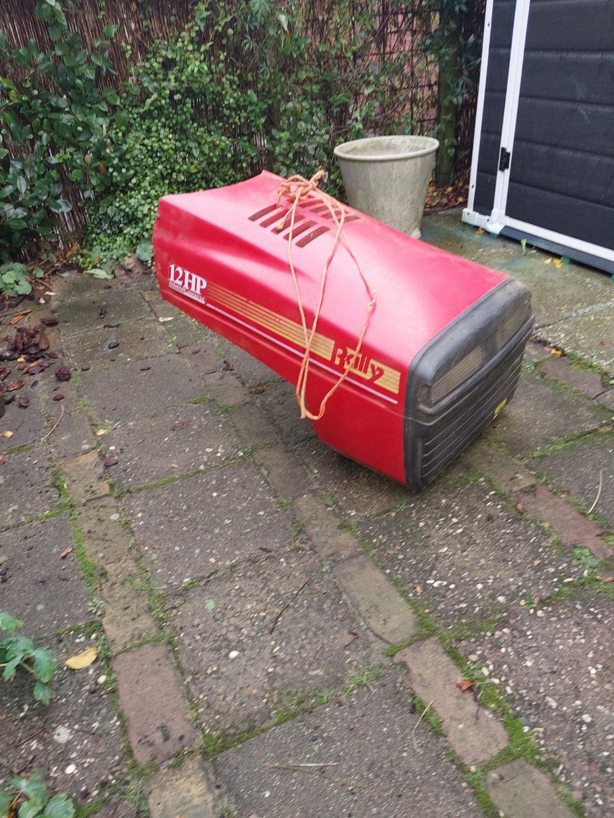 Rally 12HP Motorkap - Onderdeel voor Zitmaaier, Tuin en Terras, Ophalen, Gebruikt, 50 cm of meer, Rally