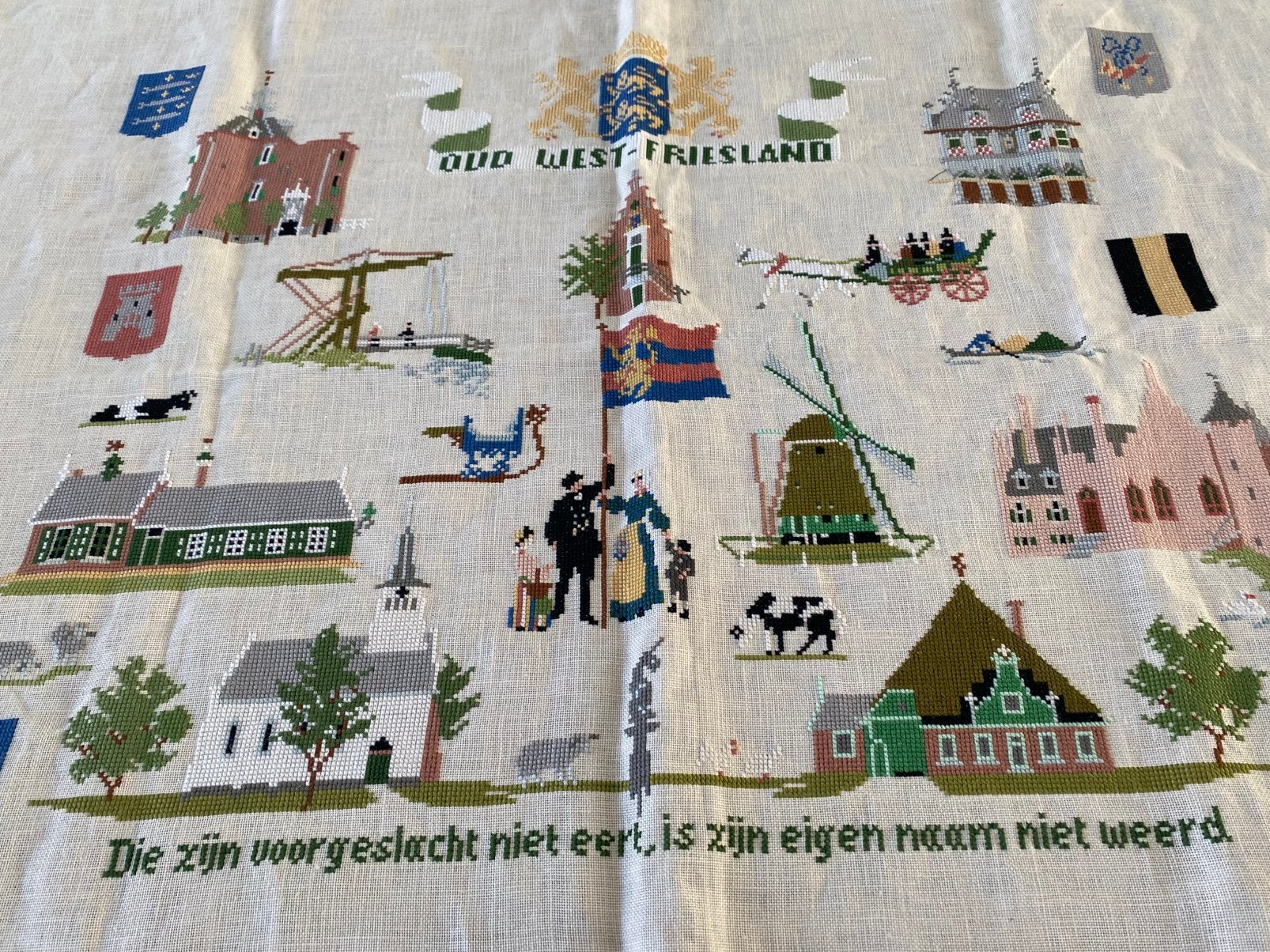 Borduurlap Oud-West Friesland, Ophalen of Verzenden, Zo goed als nieuw, Patroon