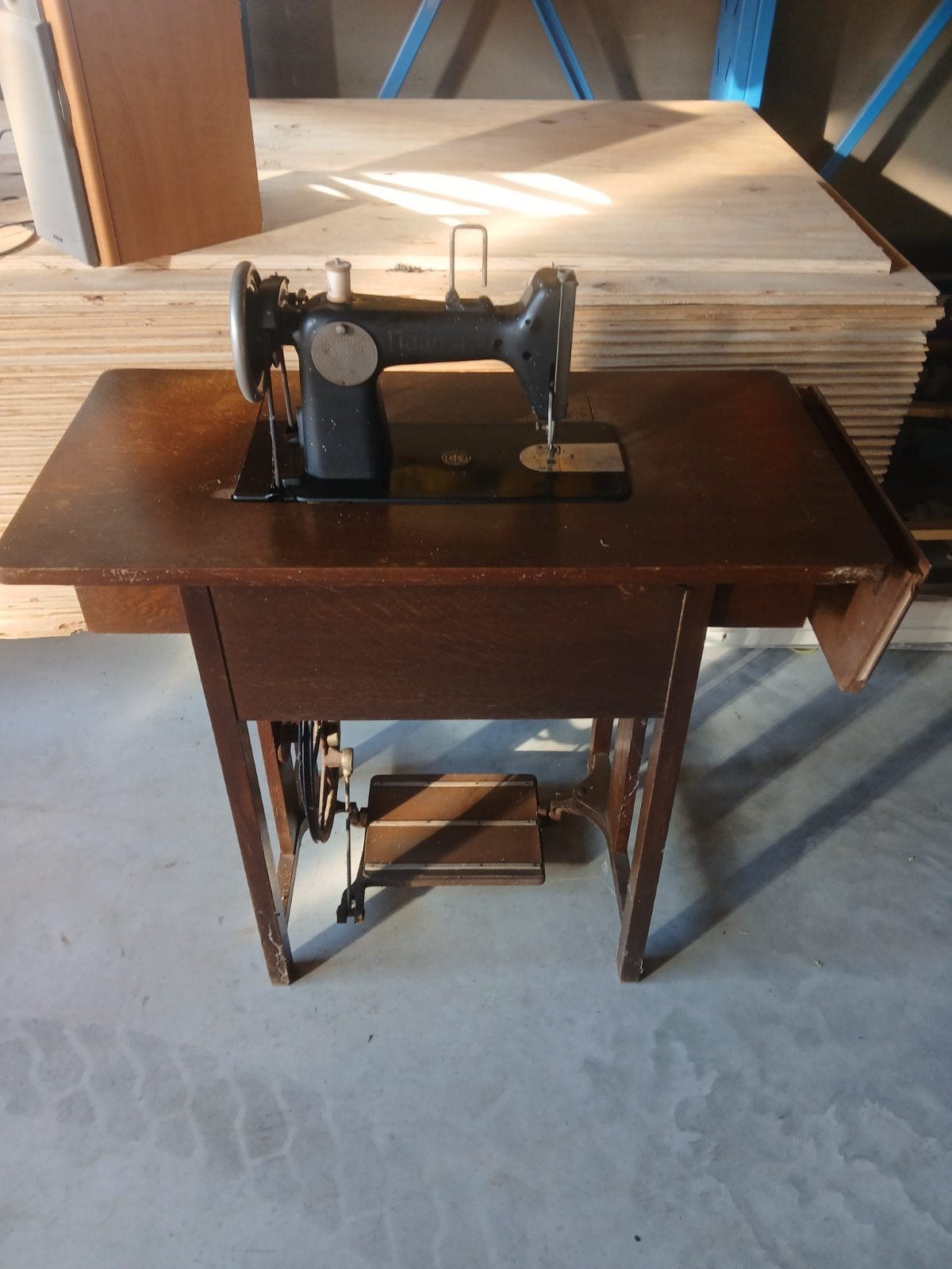 Vintage Naumann Naumanda naaimachine met houten onderstel, Ophalen of Verzenden