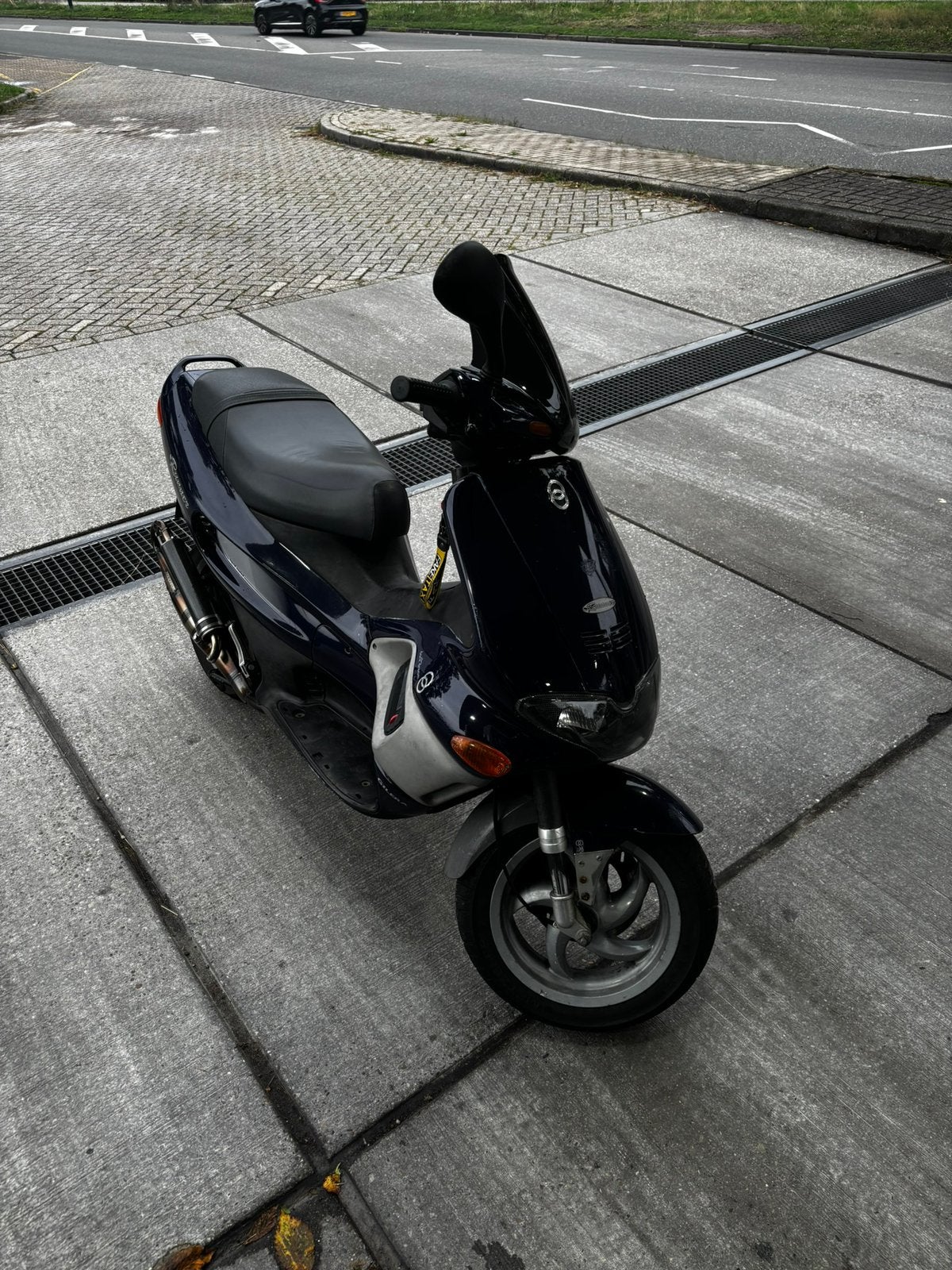 Foto 3 van Gilera runner 70cc darkdream