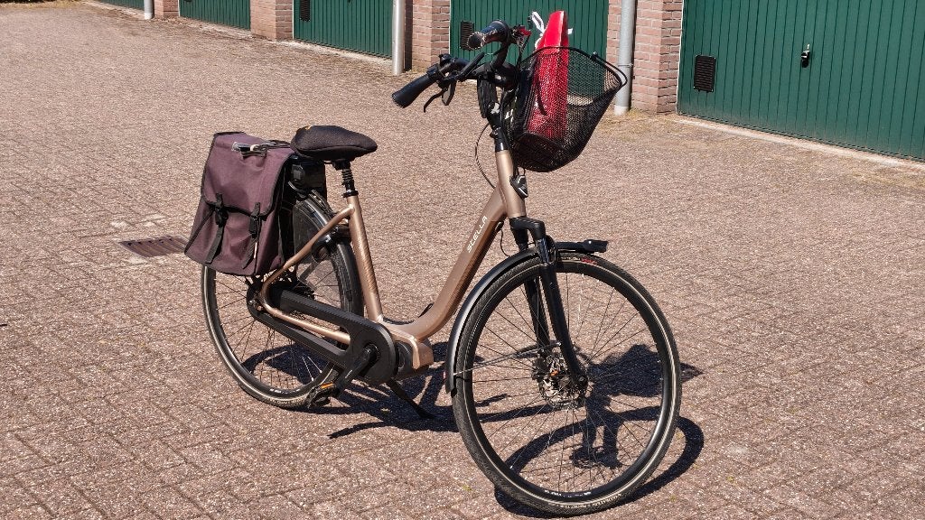 Elektrische fiets - Stella Livorno Gold MDS Superior, Zo goed als nieuw, 51 tot 55 cm, 50 km per accu of meer, Ophalen