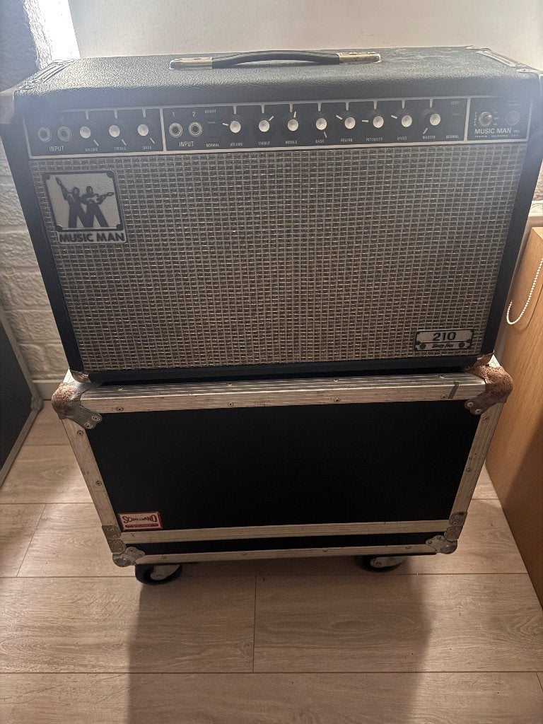 Music Man 210 sixty five gitaarversterker, incl. flightcase, Muziek en Instrumenten, Ophalen, Gebruikt, Gitaar, 50 tot 100 watt