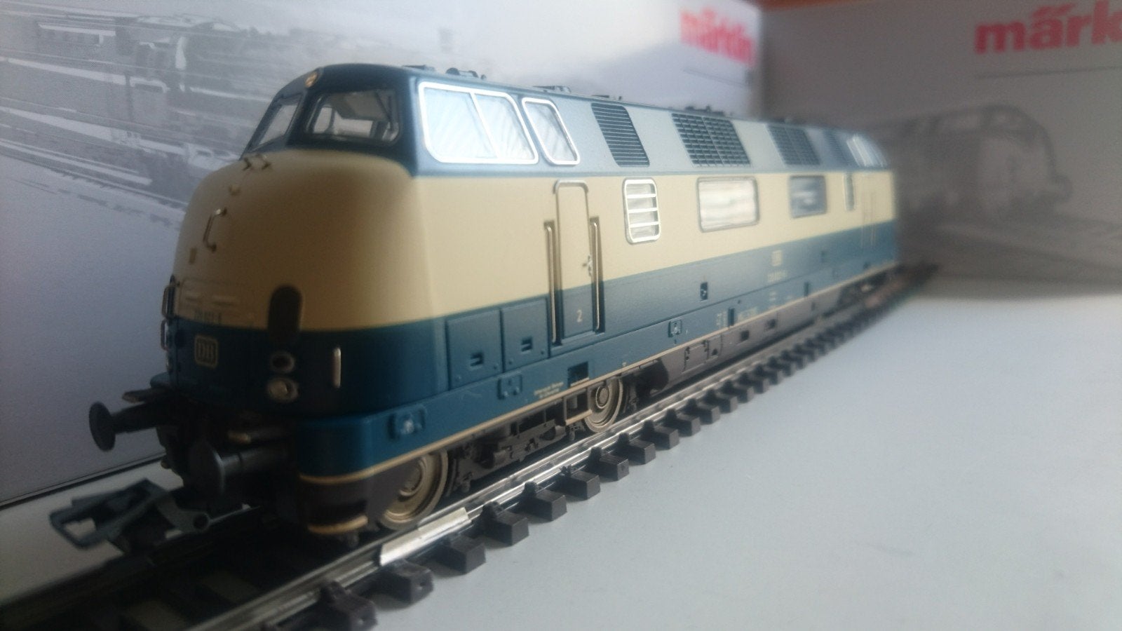 Marklin - Dieselloc V200 DB - MfxPLUS+Geluid - Eenmalig, Ophalen, Wisselstroom, Locomotief, Zo goed als nieuw