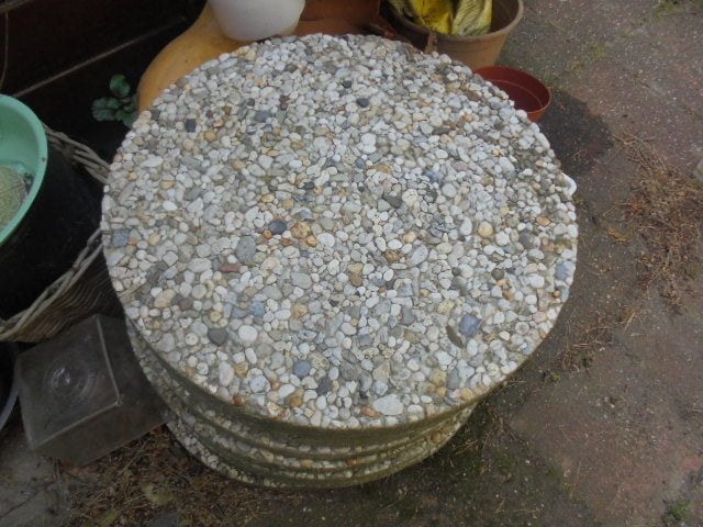 Grindtegels rond, Ophalen, Gebruikt, 5 tot 10 m², Beton