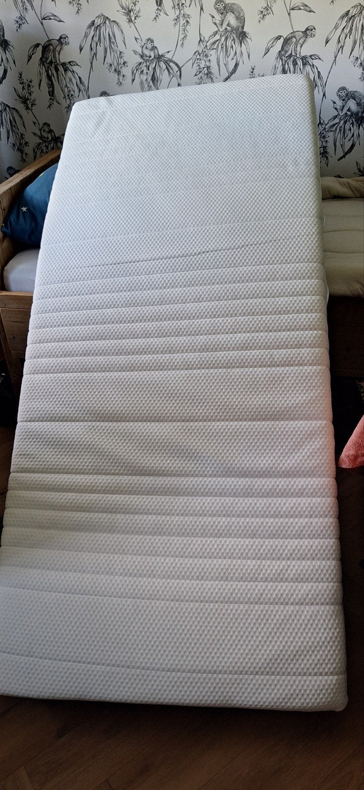Ikea VÅGSTRANDA pocketveermatras 
Pocketveringmatras, Ophalen of Verzenden, Zo goed als nieuw, Eenpersoons, 90 cm