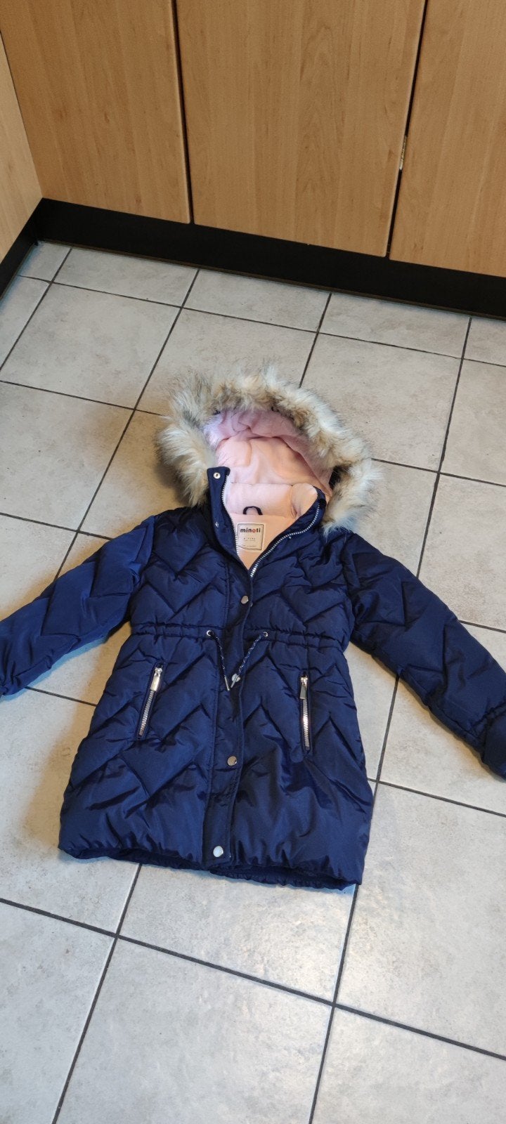Minoti winterjas voor meisjes - Marineblauw, maat 128/134, Ophalen of Verzenden, Zo goed als nieuw, Minoti, Meisje