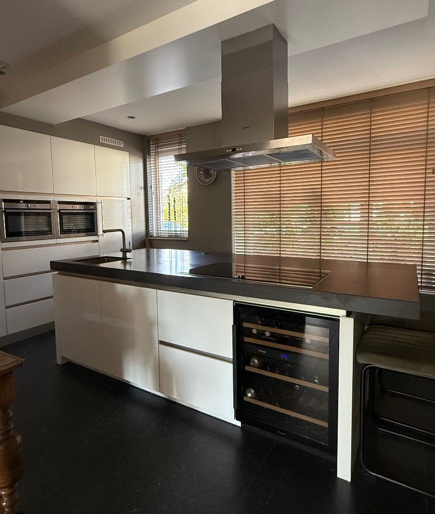 Complete keuken met eiland, Ophalen, Gebruikt, Wit, Overige typen