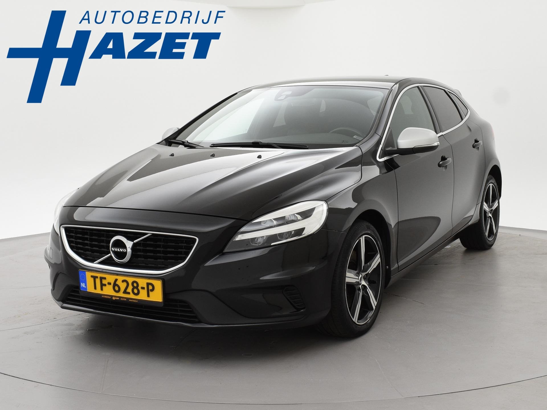 Volvo V40 2.0 T4 190 PK R-DESIGN SPORT + AFN. TREKHAAK | LED, Voorwielaandrijving, Gebruikt, Euro 6, Zwart