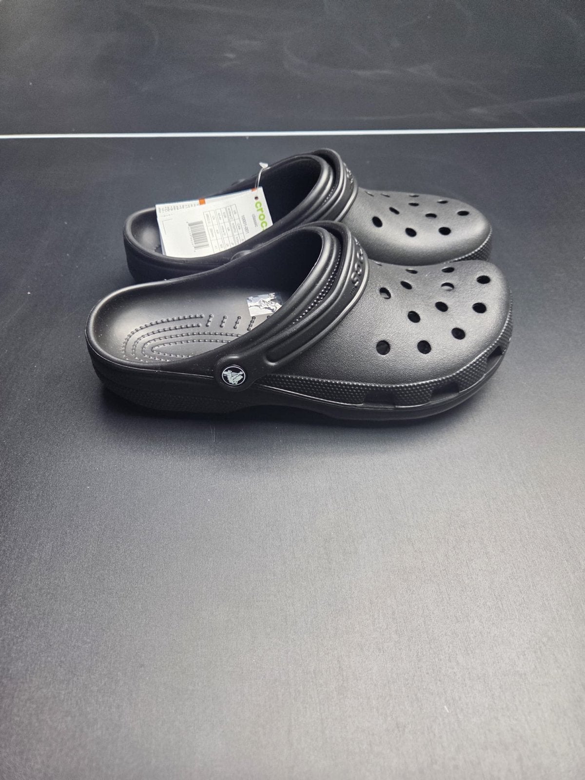 Crocs Classic Clogs Zwart - Maat 43/44 - Nieuw met label, Kleding | Dames, Verzenden, Nieuw, Zwart, Slippers