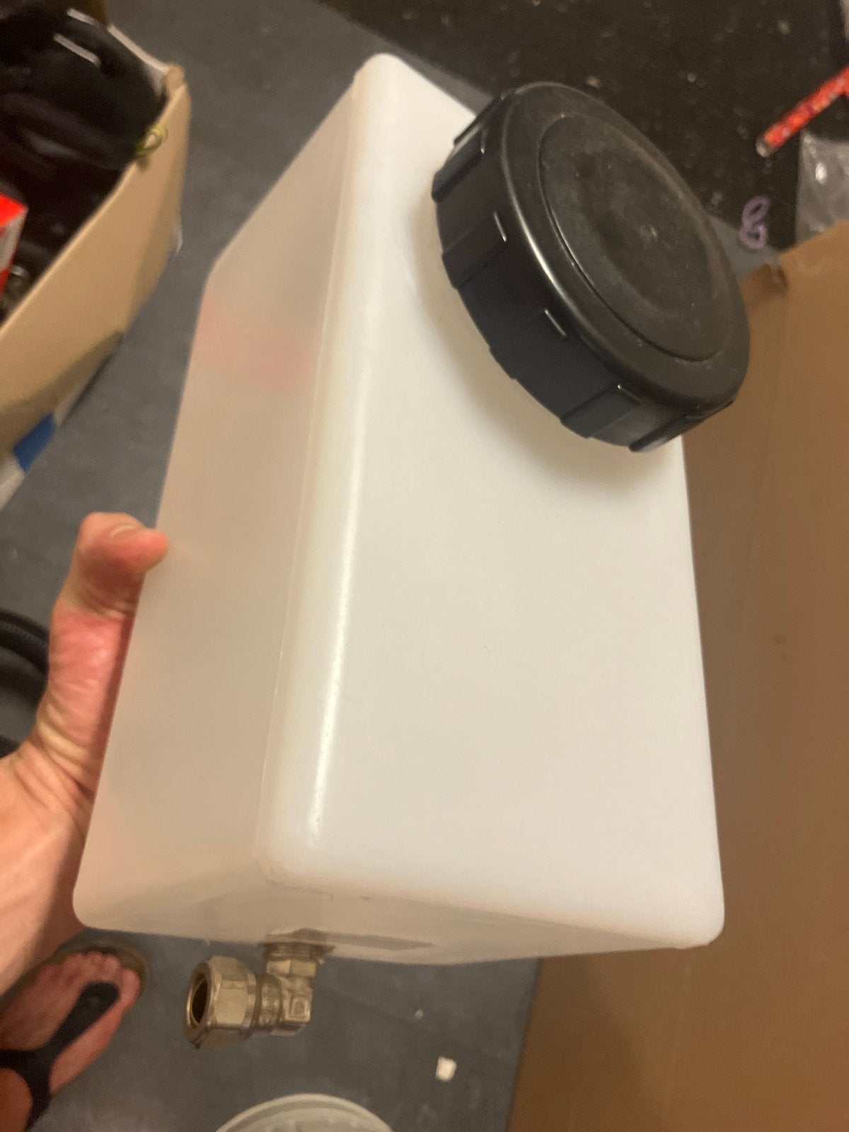 Nieuwe 5 liter watertank - Ongebruikt, Ophalen, Nieuw, Universele onderdelen