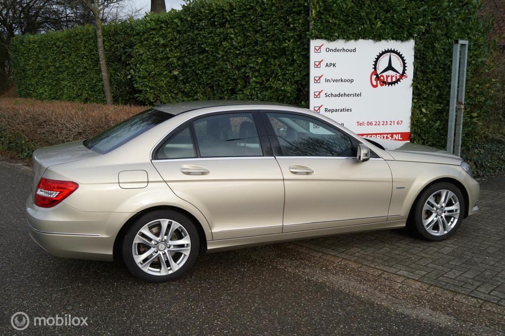 Mercedes C-klasse 250 Avantgarde lage km stand, Euro 5, Achterwielaandrijving, 4 cilinders, 1796 cc