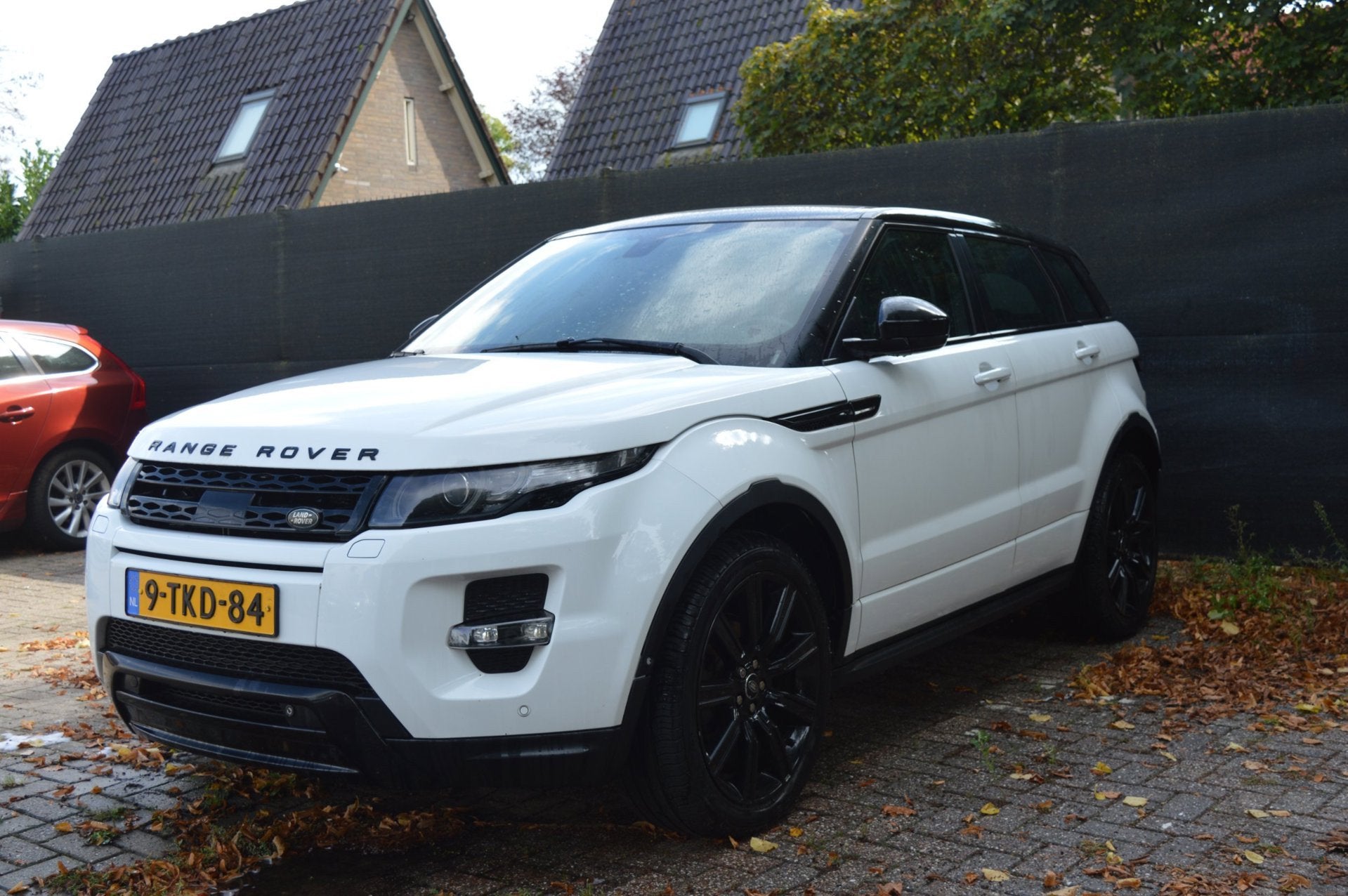 Land Rover Range Rover Evoque 2.0 Si 4WD Prestige/EXPORT/MOT, Auto's, Euro 5, Zwart, 4 cilinders, Wit