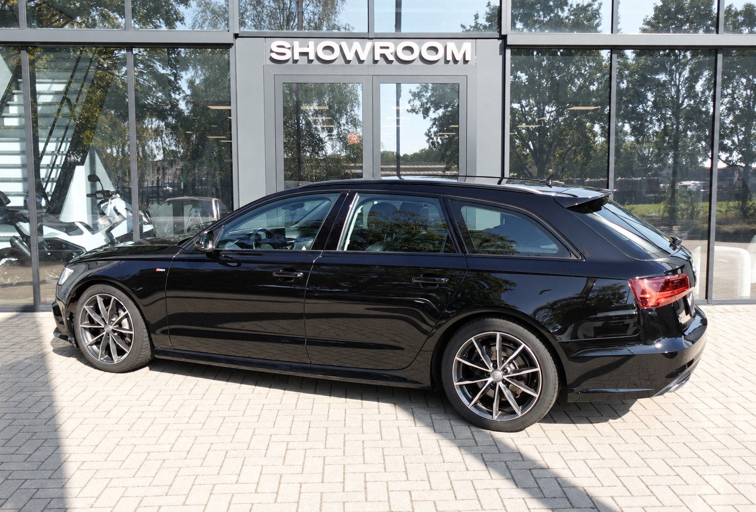 Audi A6 Avant 3.0 TDI LEDER NAVI STOELVERW. VOL, Gebruikt, 2000 kg, Bluetooth, Zwart